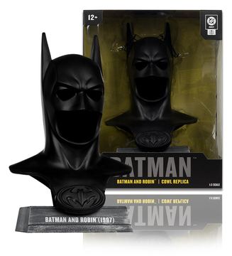 MCFARLANE DC Direct Batman Cowl Replica 1 3 and Robin