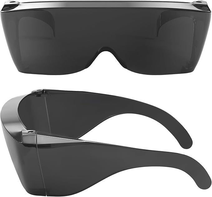 Cover-Ups Black Fit Over Sonnenbrillen – Rundum-Sonnenbrillen – Menschen, die in der Sonne eine verschreibungspflichtige Brille tragen